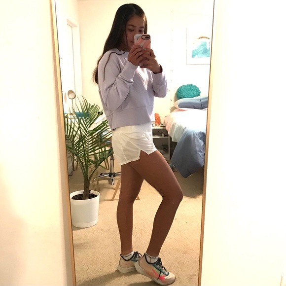 Nike white training shorts - Picture 2 of 3